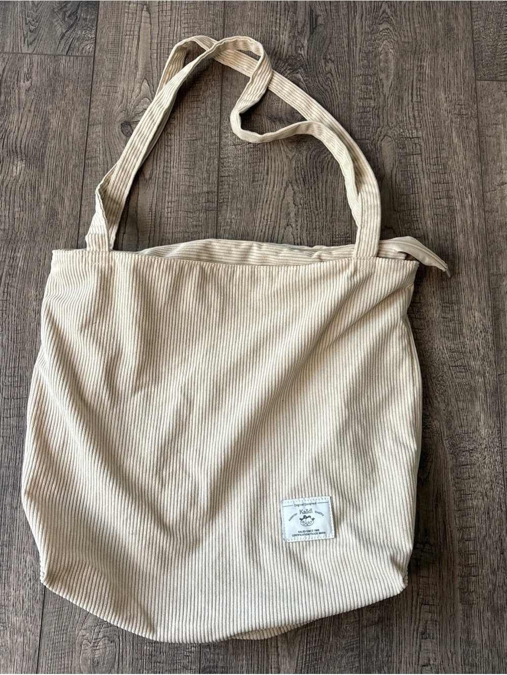 Neutral Ribbed Canvas Tote Bag with Patch